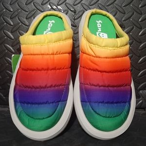 Sanuk Unisex-Child Lil Puffer Low Mule rainbow slides size 3